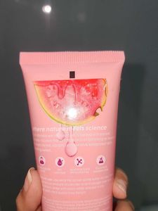 PLIX Guava Glow Juicy Cleanser