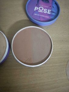 Highlighter &amp; Bronzer Duo