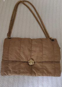 PARFOIS BRANDED SLING BAG