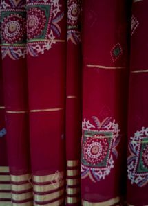 (12) Very Beautiful Saree With Blouse