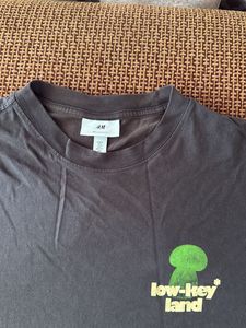 H&amp;M Unisex Graphic T-shirt Size S