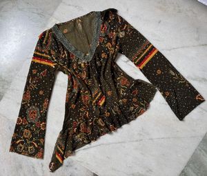 Floral Print Long Sleeve Top