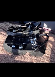 Cute Korean Black platform  Sandals