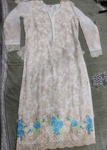 Floral Embroidered Kurta Set