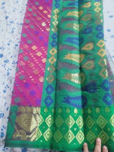 Beautiful Attractive Tank Saree