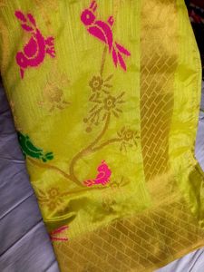 Banarasi Saree Fancy Heavy Border.