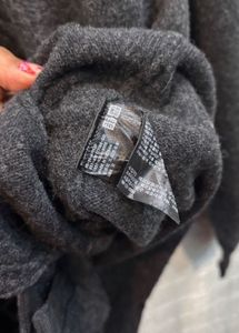 🇯🇵 Uniqlo Imported Men Cardigan Sweater