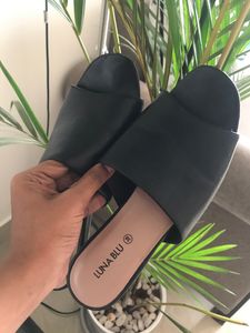 Black Luna Blu footweae