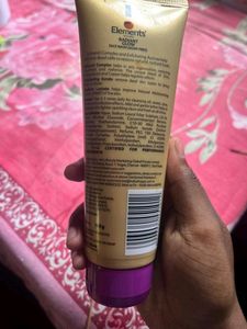 Elements Wellness Radiant Glow Face Wash (soap Free) 100g