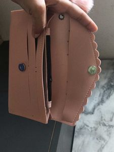 Peach Wallet