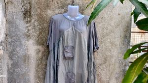 7.23.1 CUTE GREY LONG DRESS