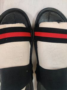 Men Chappal Flip Flop  In Size 7