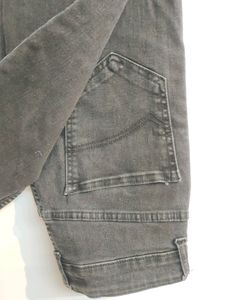 Nuon Brand 28 Size Charcoal Black Denim