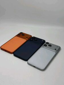iPhone 17 series dummy phone