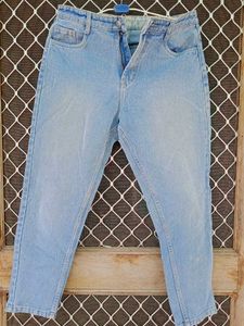 Light Wash Mom Jeans