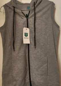 BRAND NEW TEAMSPIRIT ZIP UP HOODIE