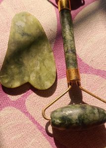 Green Quartz Roller and Plate