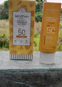 Dot&amp;key vitamin C+E superbright sunscreen Spf50+++