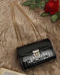 Trendy Pinteresty Slingbag For Women