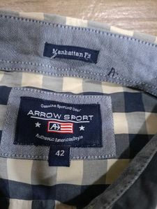 &#34;Arrow Sport&#34;Navy &amp; Beige Check Short Sleeve Shirt