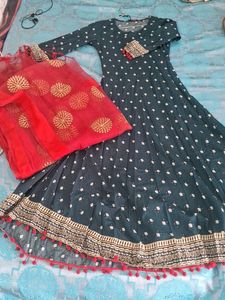 Elegant Polka Dot Anarkali Kurta Set M size