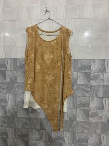 Top ( has detached sleeves)