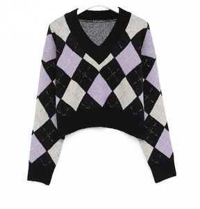 Argyle Pattern V-Neck Sweater