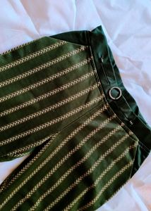Olive-green Pant, Suitable For 8-10 Y/O