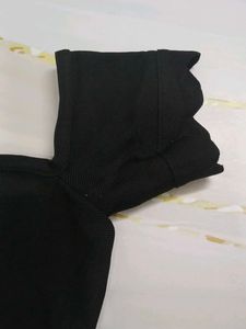 (800)Black Off-Shoulder Bra