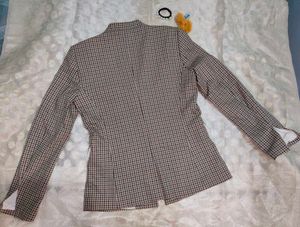 H&amp;M women Checked Blazer