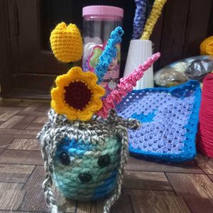 Crochet Flowers With Pot