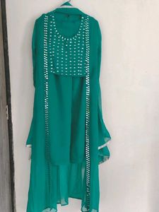 Green Kurta Set & Dupatta