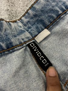 LIGHT BLUE DENIM JEANS