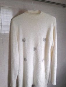 White Fuzzy Sweater 🤍