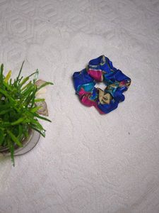 Mixed Scrunchie