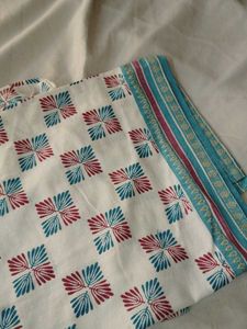 Patterned Women&#39;s Top