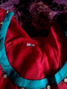 Red &amp; Radium Green Kurti Set