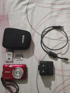 Nikon Coolpix A100
