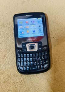 Samsung Chat 369