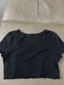 Black Graphic Print Crop Top