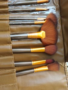 24 🆕 Makeup Brushes