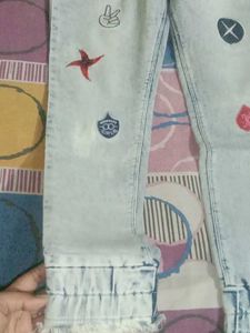 Jeans Sale Alert -- Trendy Fits, And Good Rates...