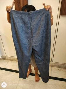 Zara Trouser Size 28 Wore Only Once.