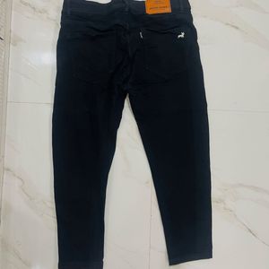 Black Cropped Jeans