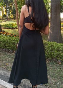 Elegant Black Slit Midi Dress