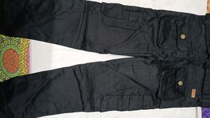 Man 6 Pocket Cargo Pants