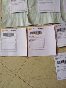 Shipping Lebel And Bags