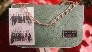 Chic Green Crossbody Bag