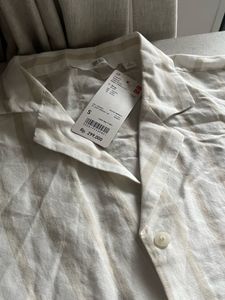 UNIQLO White Striped Shirt