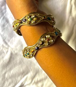 Elegant Bangles Combo